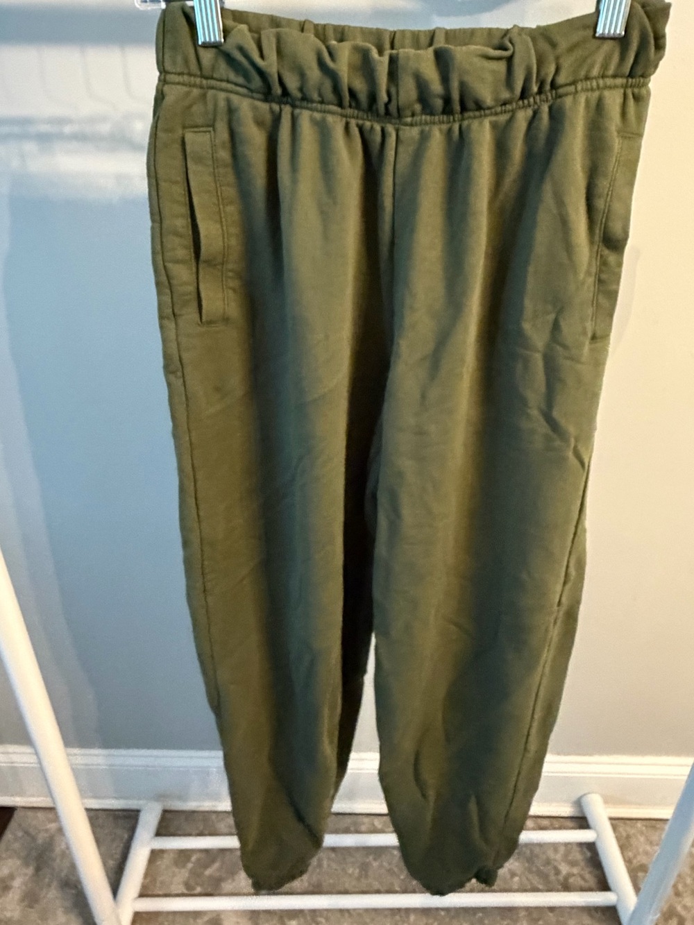 aerie Olive Green Elastic Waist Track Joggers size xs